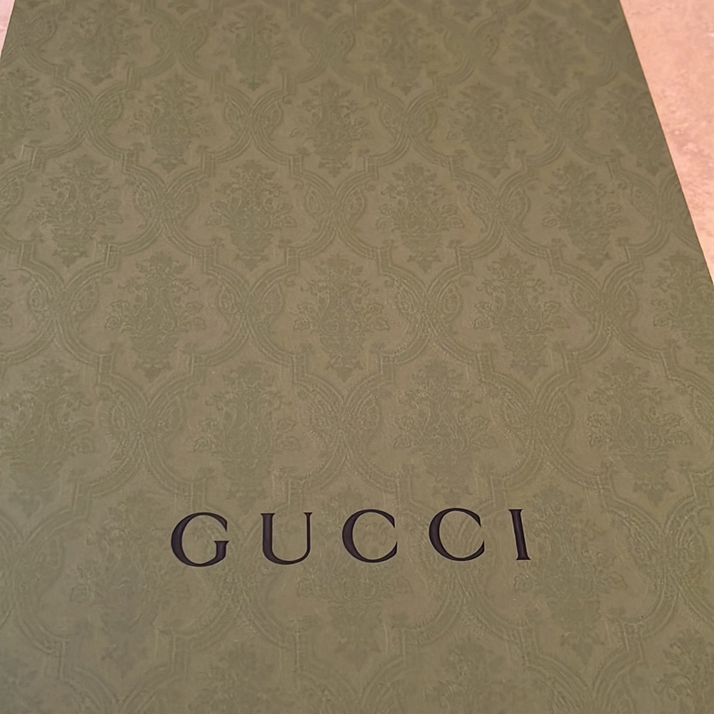 Gucci Box And Reusable Canvas Bag - image 3